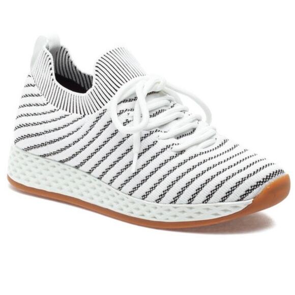 NWT/B J/Slides OPY Urban Sport Sneaker White-Black Women's 6M - Picture 2 of 10